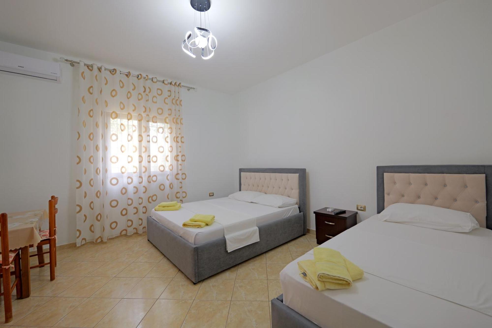 Brahimi Guest House Ksamil Exterior photo