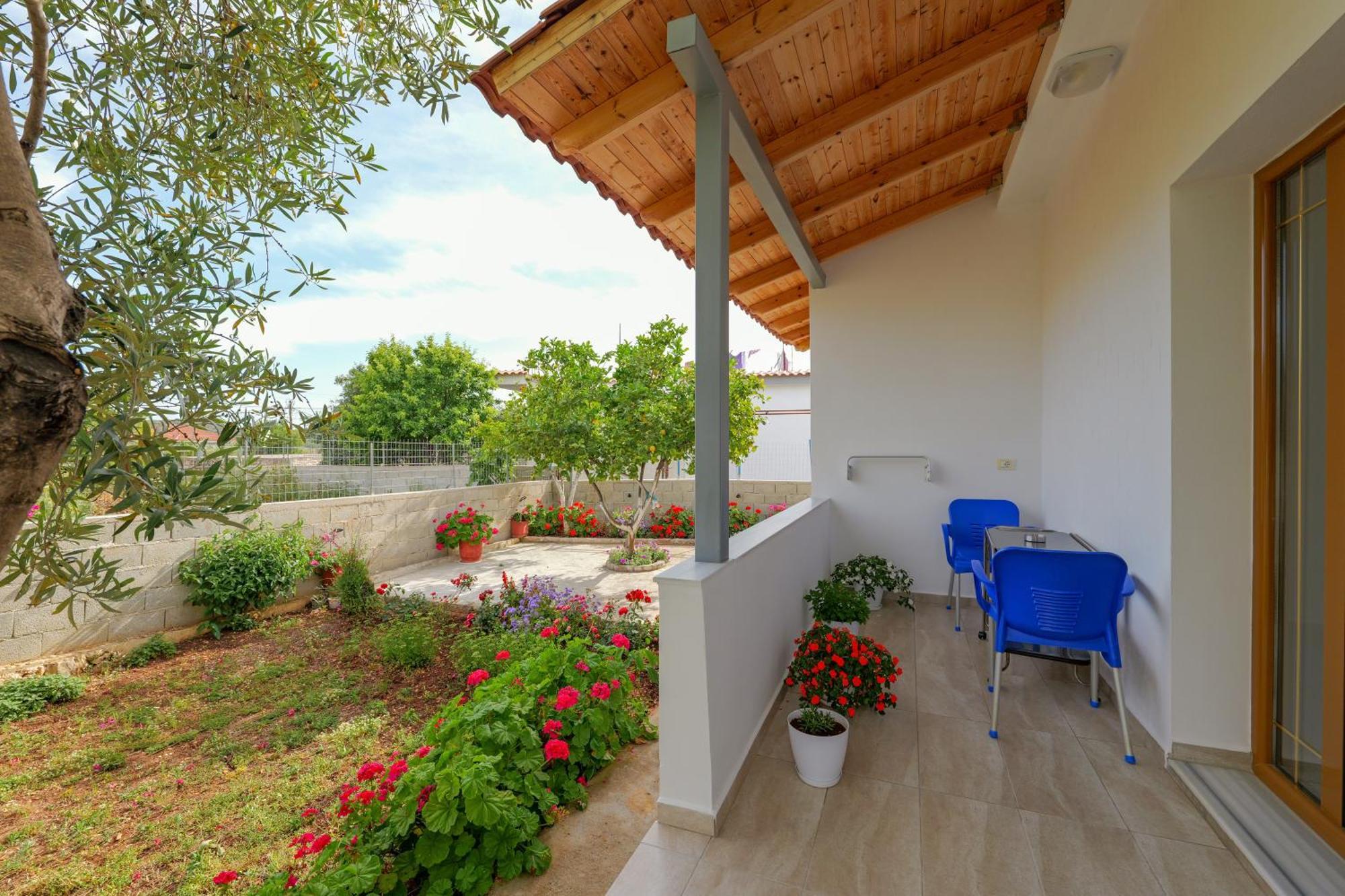 Brahimi Guest House Ksamil Exterior photo
