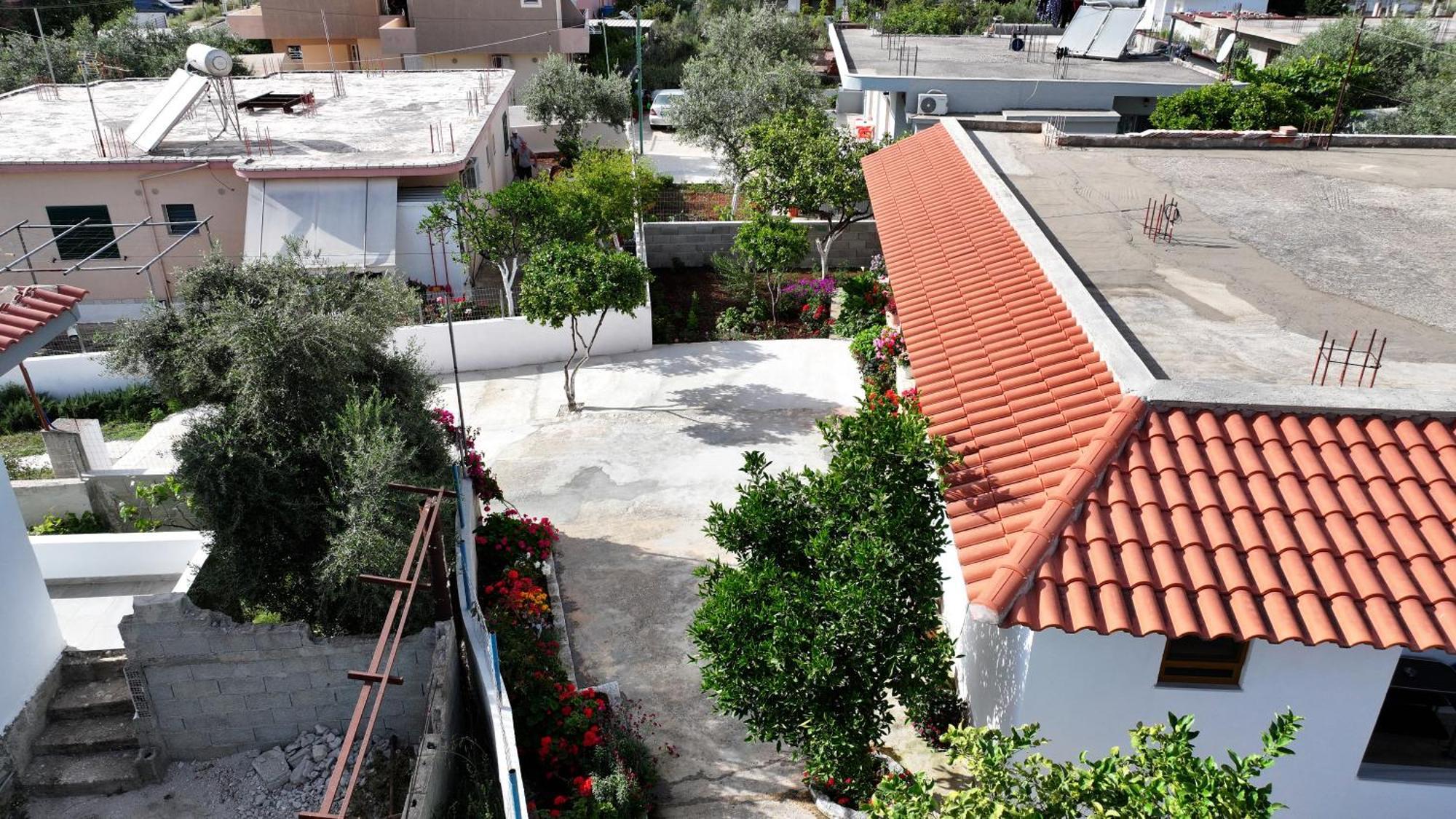 Brahimi Guest House Ksamil Exterior photo